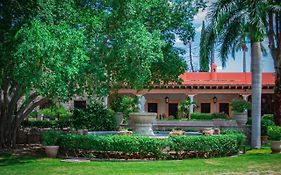 Hacienda De Los Santos
